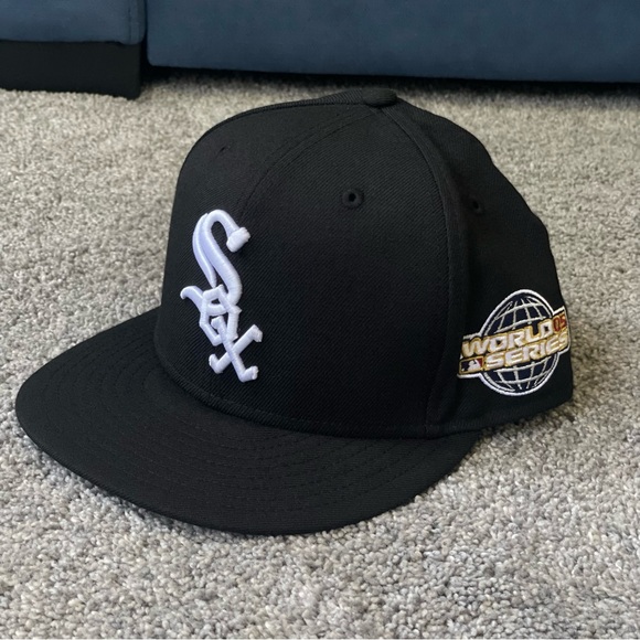 New Era Chicago White Sox Fitted Hat 2005 World Series Patch Black Size 7 MLB - Picture 1 of 9